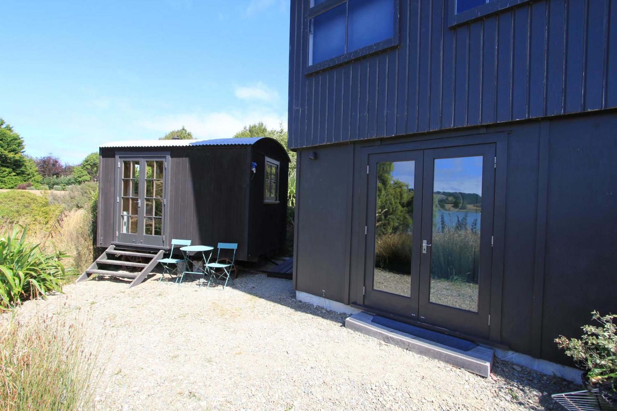 The Bird Hide - Rustic Luxury By The Water Hotel Dunedin Luaran gambar