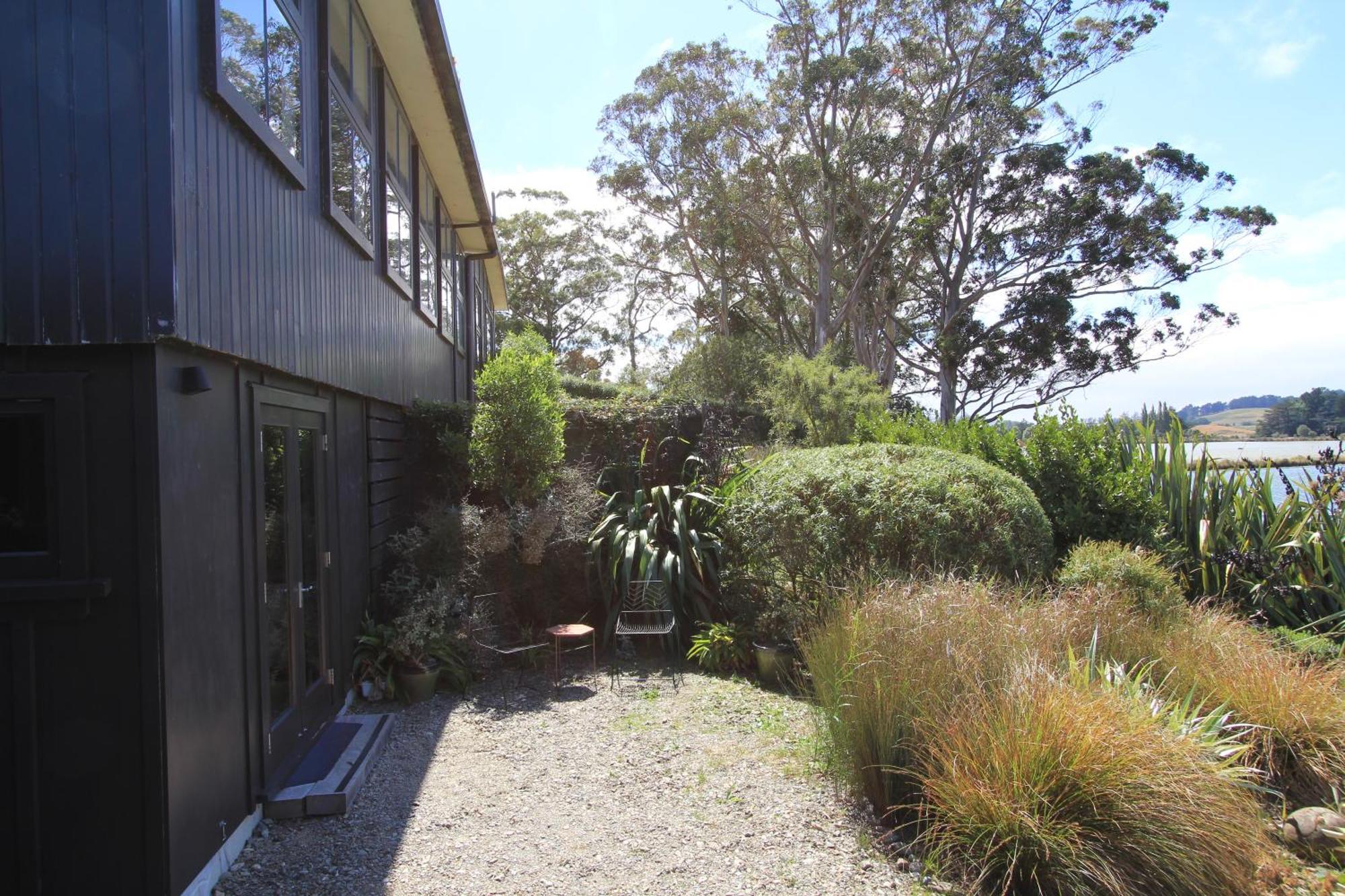 The Bird Hide - Rustic Luxury By The Water Hotel Dunedin Luaran gambar